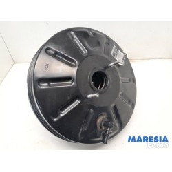 Opel - Vivaro - Brake servo