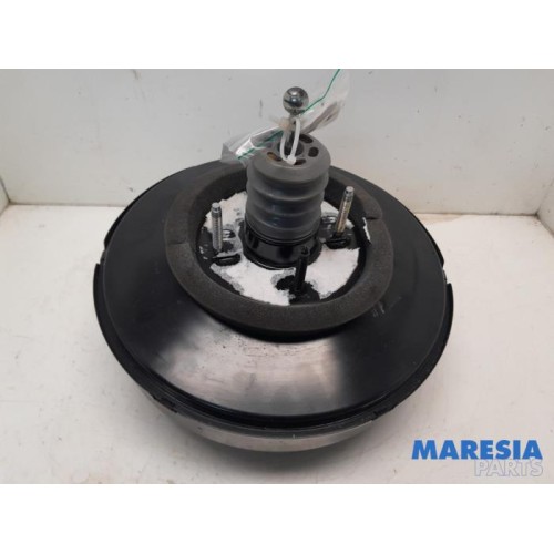 Opel - Vivaro - Brake servo