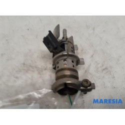 Opel - Vivaro - Adblue Injector