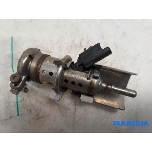 Opel - Vivaro - Adblue Injector