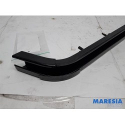 Opel - Vivaro - Sliding door rail, right