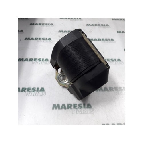 Alfa Romeo - 145/146 - Rear seatbelt, right