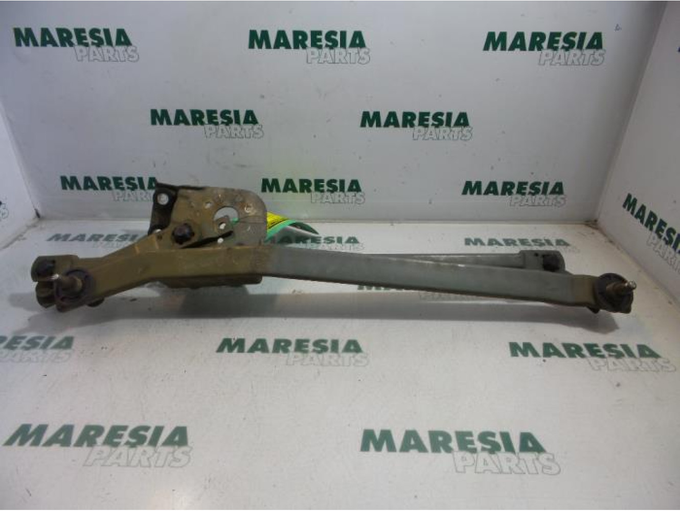 Fiat - Cinquecento - Wiper mechanism