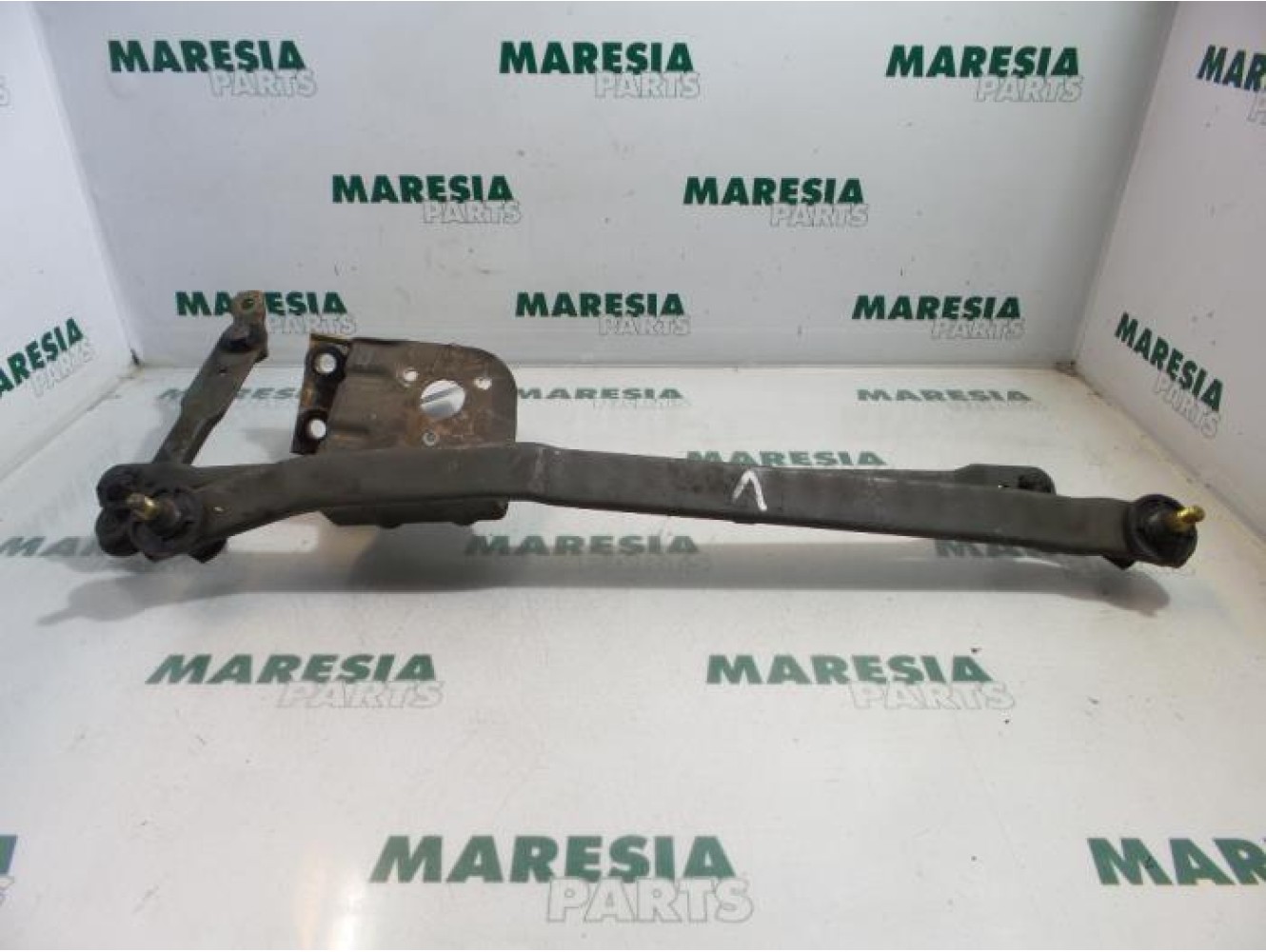 Fiat - Cinquecento - Wiper mechanism