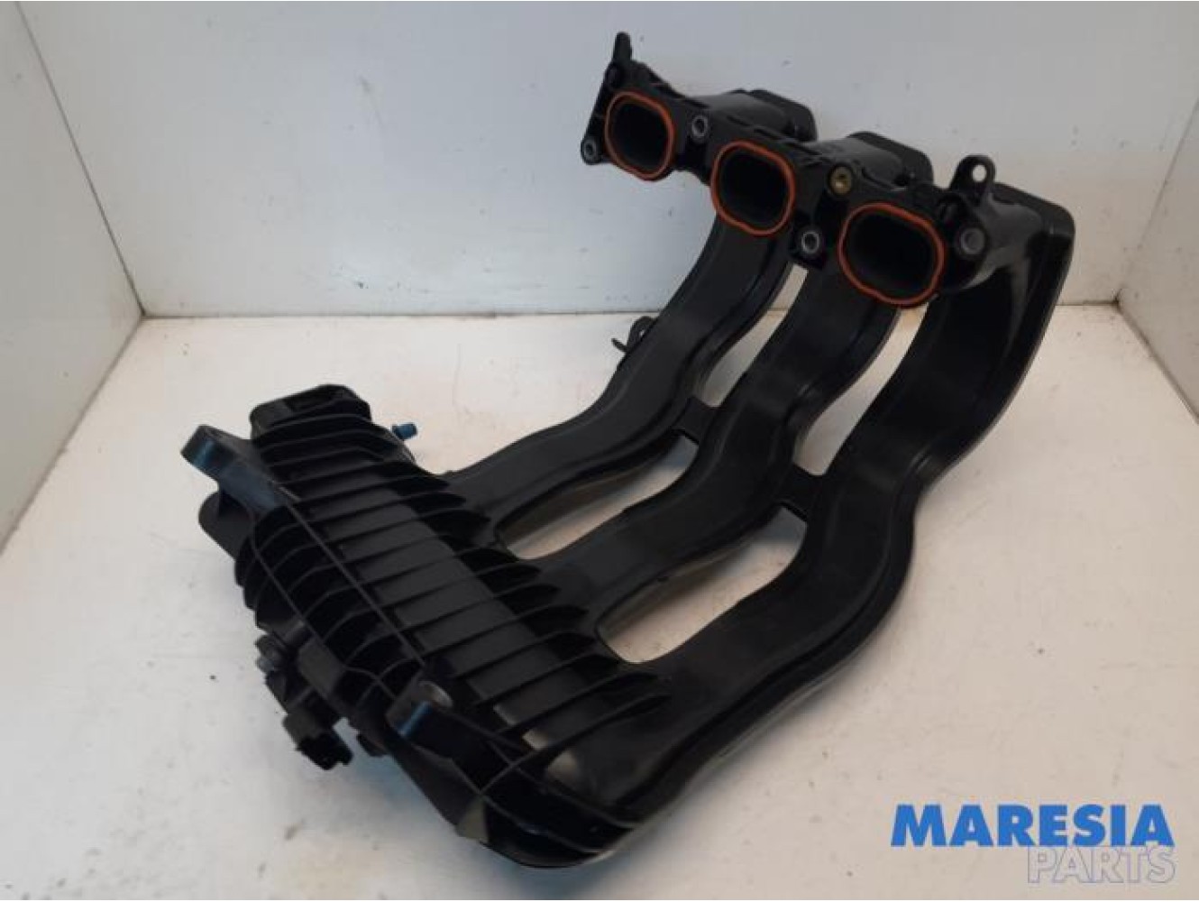 Peugeot - 208 - Intake manifold