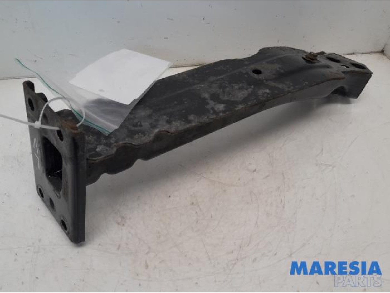 Fiat - 500 - Front part support