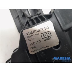 Fiat - Fiorino - Minibus/van rear door lock mechanism