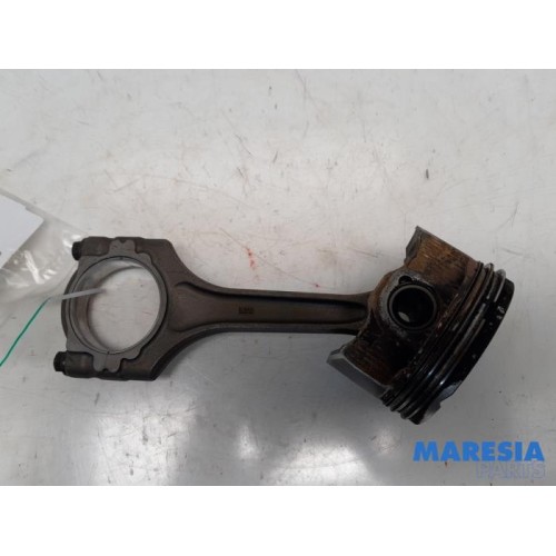 Alfa Romeo - Giulia - Connecting rod
