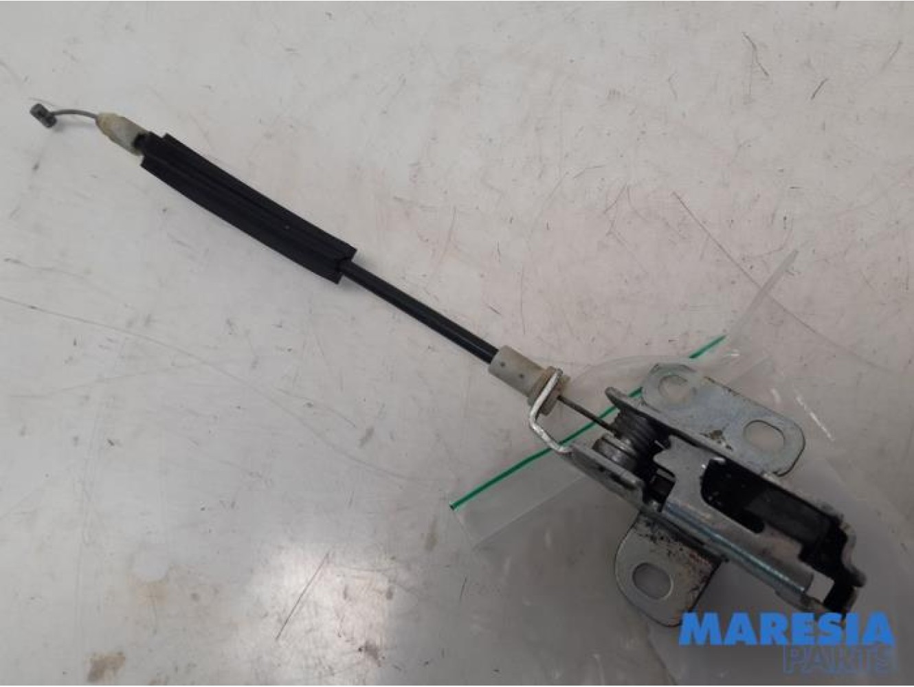 Fiat - Fiorino - Minibus/van rear door lock mechanism