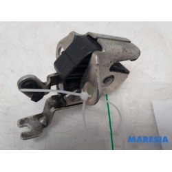 Fiat - Fiorino - Minibus/van rear door lock mechanism