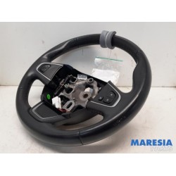Renault - Clio - Steering wheel