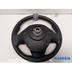 Renault - Clio - Steering wheel