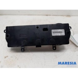 Renault - Clio - Heater control panel