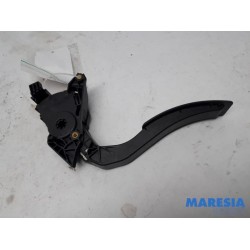 Renault - Clio - Throttle pedal position sensor