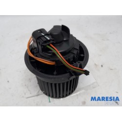 Renault - Clio - Heating and ventilation fan motor