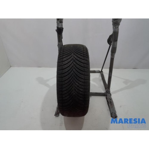 Peugeot - 308 - Tyre