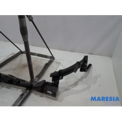Alfa Romeo - Giulia - Rear bumper bracket central