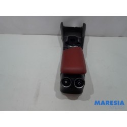 Alfa Romeo - Giulia - Middle console