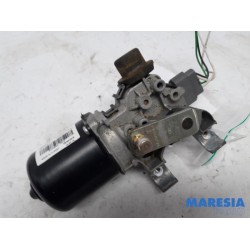 Renault - Clio - Front wiper motor