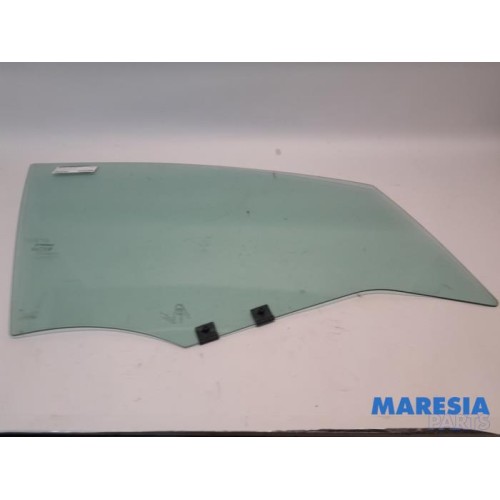 Renault - Clio - Door window 4-door, front right