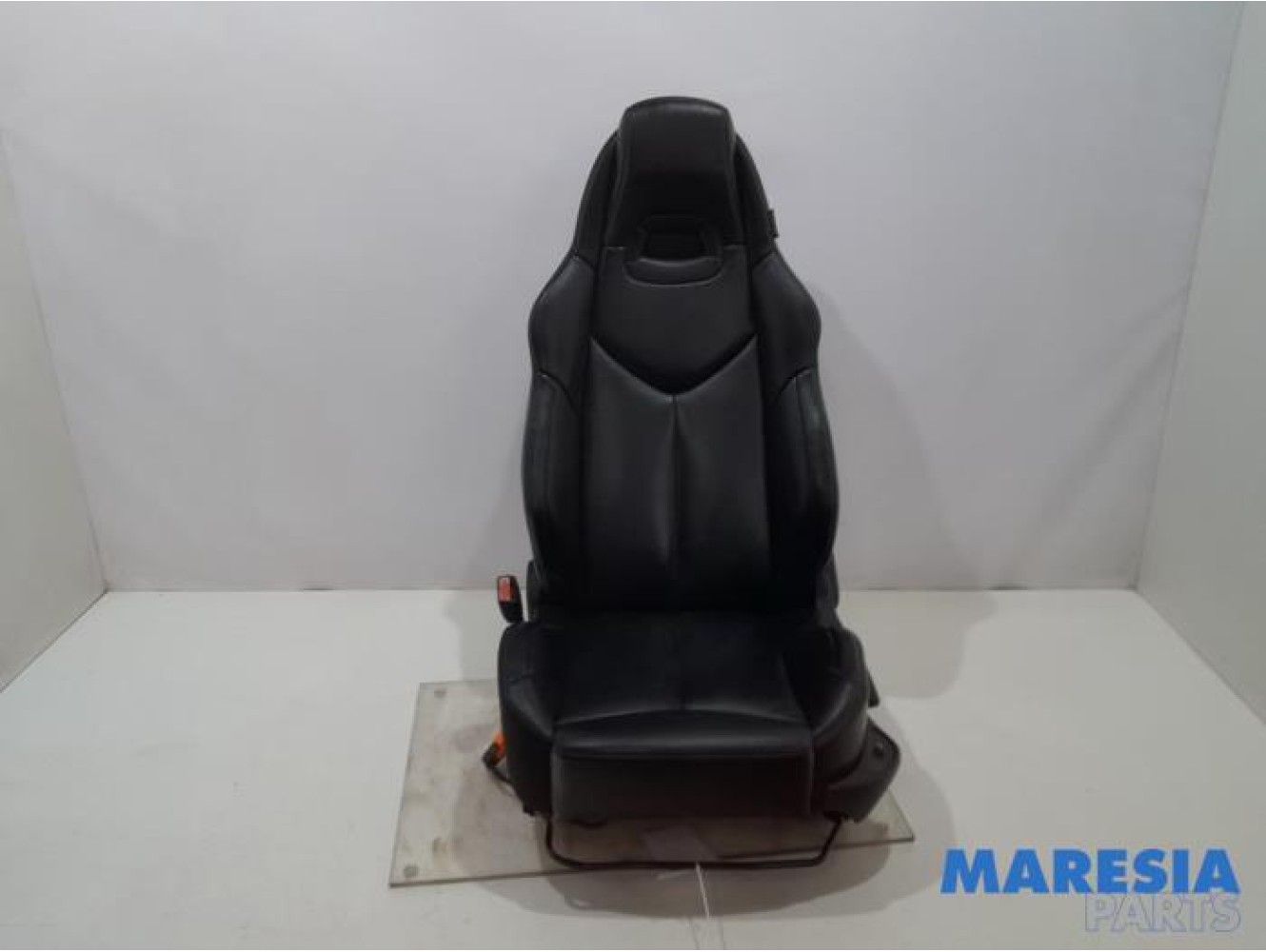Peugeot - 308 - Sitz links