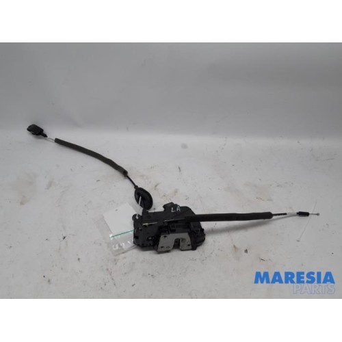 Renault - Clio - Deurslot Mechaniek 4Deurs links-achter