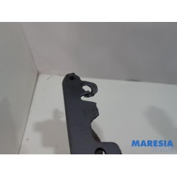 Peugeot - 3008 - Pare-chocs avant