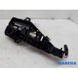 Renault - Clio - Front door handle 4-door, right