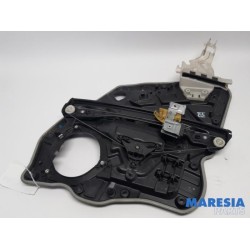 Alfa Romeo - Giulia - Rear door window mechanism 4-door, right