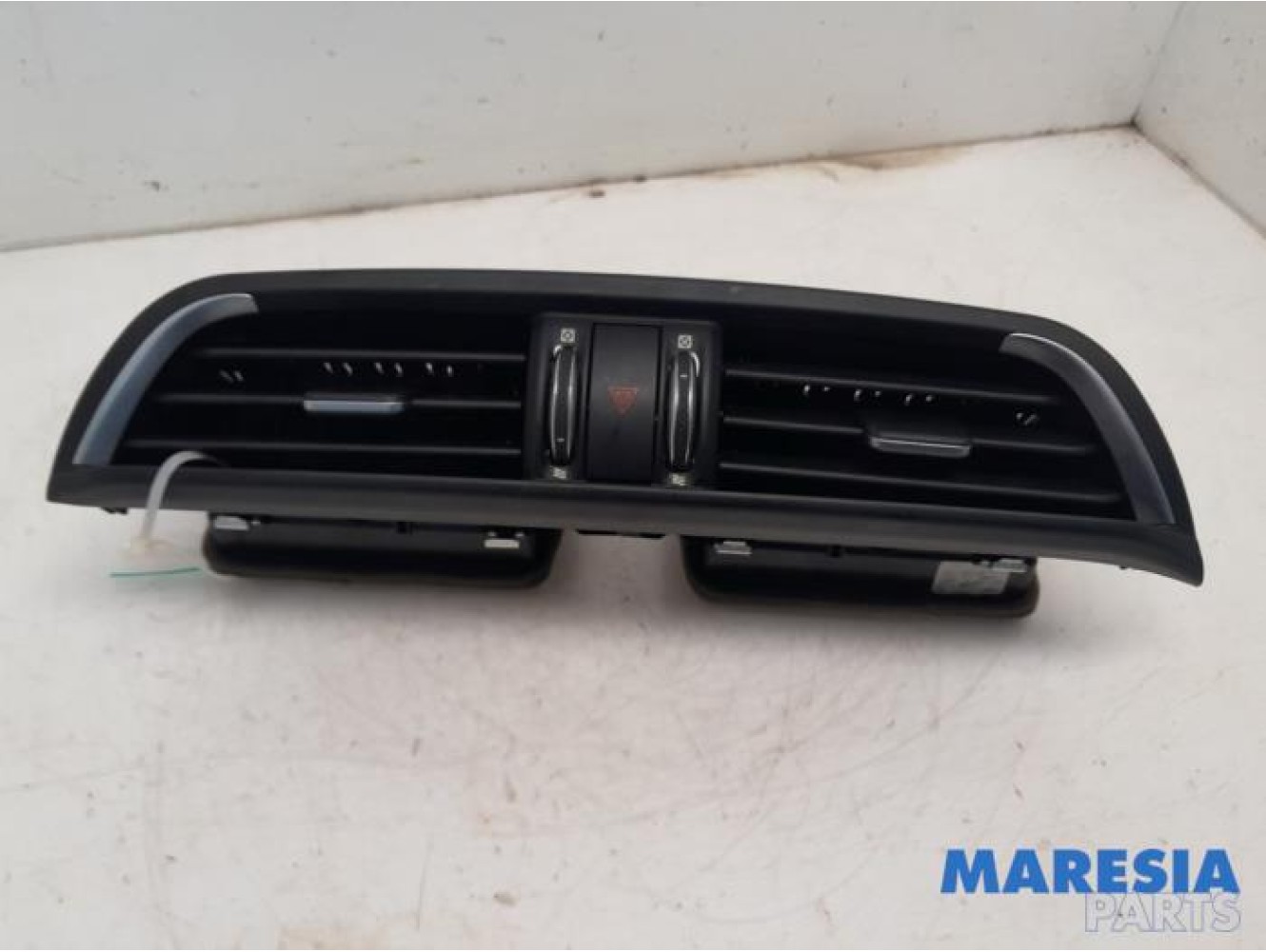 Alfa Romeo - Giulia - Dashboard vent