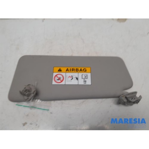 Renault - Clio - Sun visor