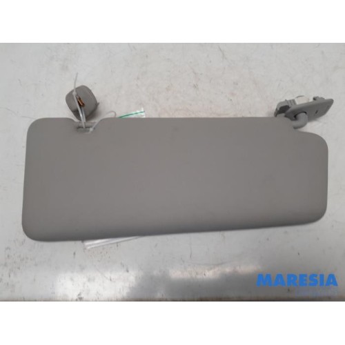 Renault - Clio - Sun visor