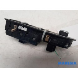 Alfa Romeo - Giulia - Multi-functional window switch