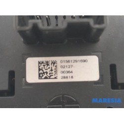 Alfa Romeo - Giulia - Multi-functional window switch