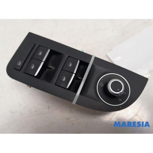 Alfa Romeo - Giulia - Multi-functional window switch