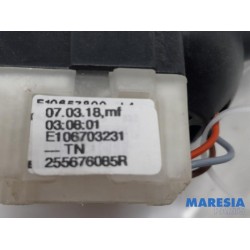 Renault - Clio - Indicator switch