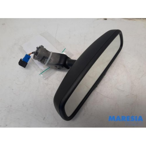 Alfa Romeo - Giulia - Rear view mirror