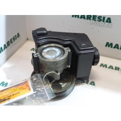 Peugeot - 206 - Power steering pump