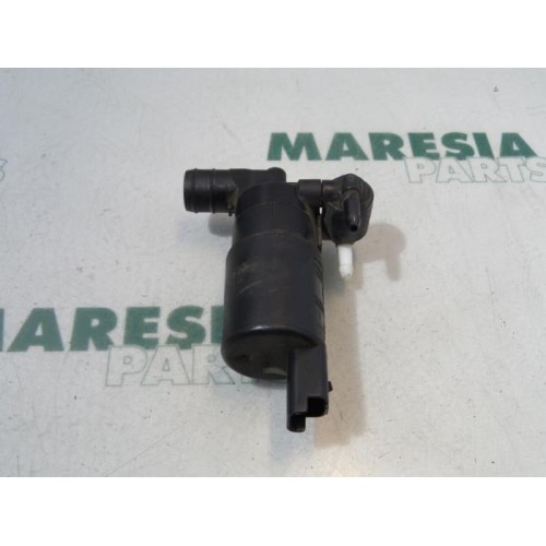 Citroen - Picasso - Windscreen washer pump