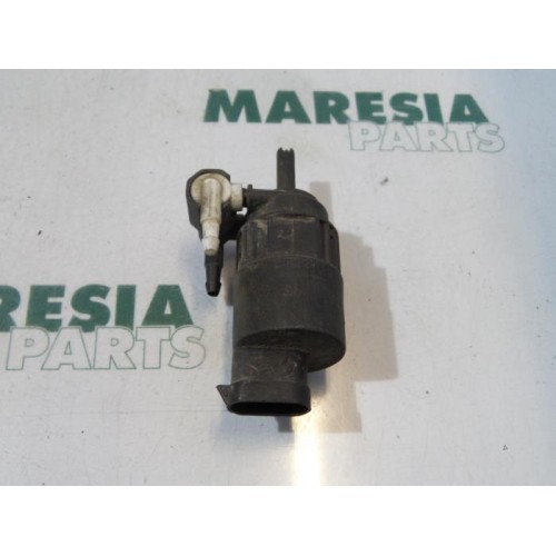 Renault - Laguna - Scheibensprüherpumpe vorne
