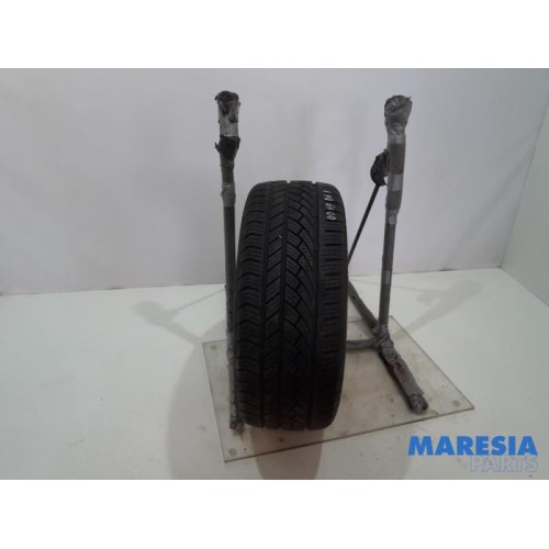Peugeot - 3008 - Tyre