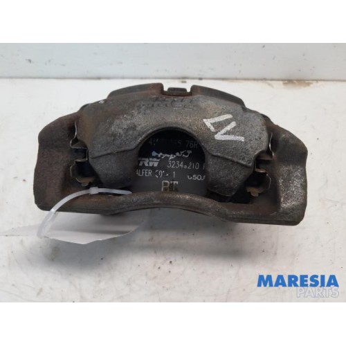 Renault - ZOE - Front brake calliper, left
