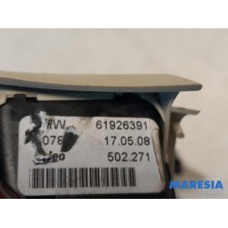 Fiat - 500 - Steering wheel mounted radio control