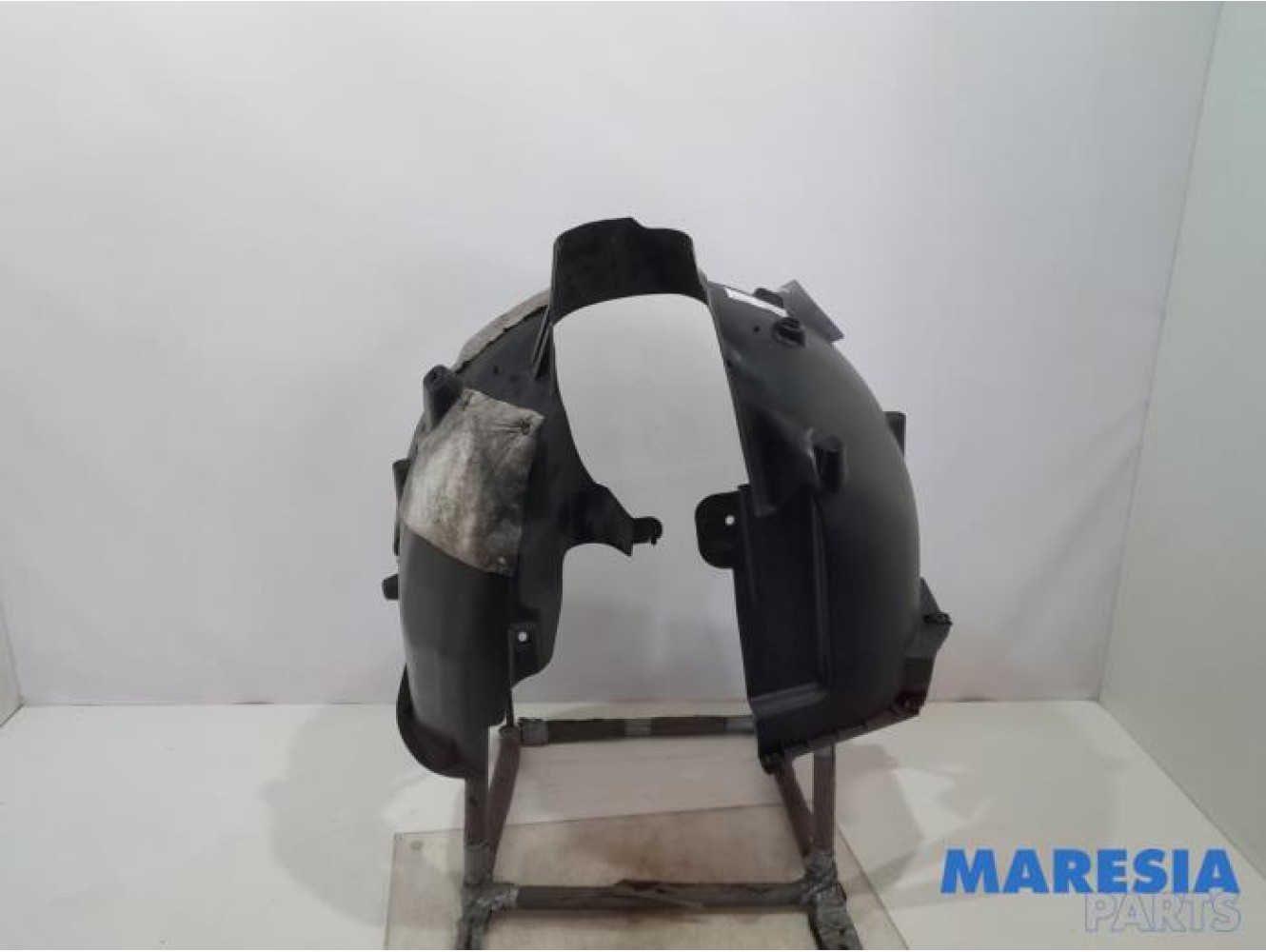 Citroen - C4 Picasso - Wheel arch liner