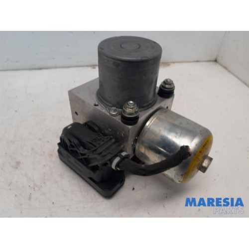 Renault - ZOE - ABS pump