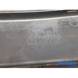 Fiat - 500 - Front bumper, right-side component