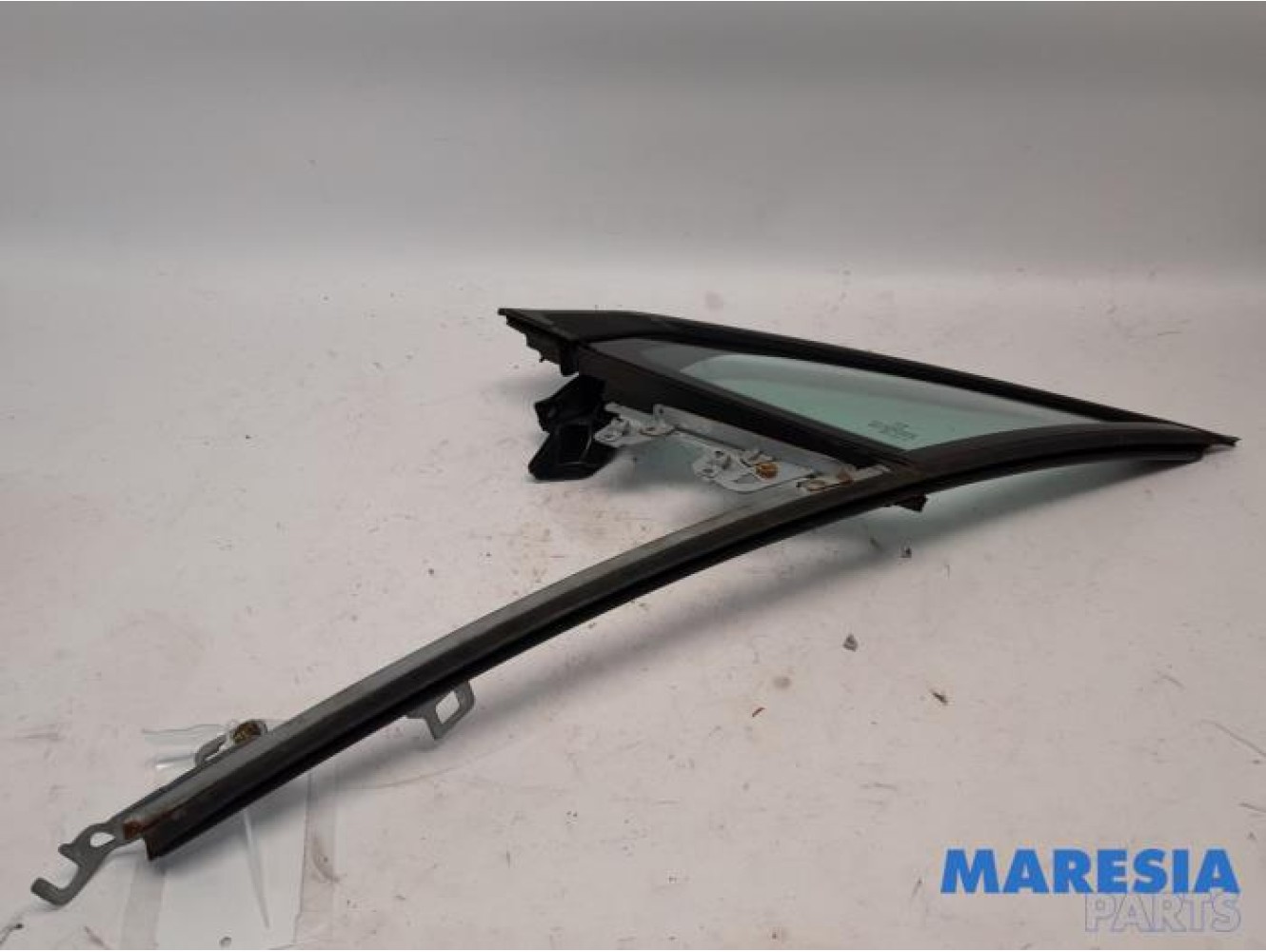 Peugeot - 308 - Dreieckfenster links vorne
