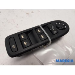 Peugeot - 308 - Multi-functional window switch