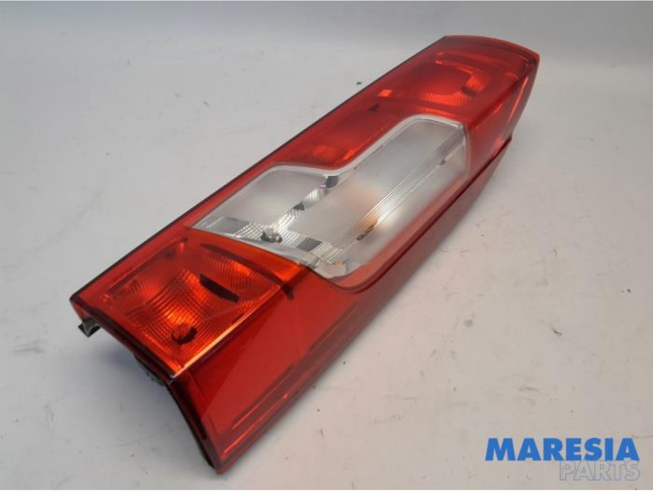 Fiat - Ducato - Taillight, right