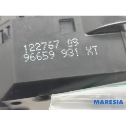Peugeot - 308 - Steering column stalk